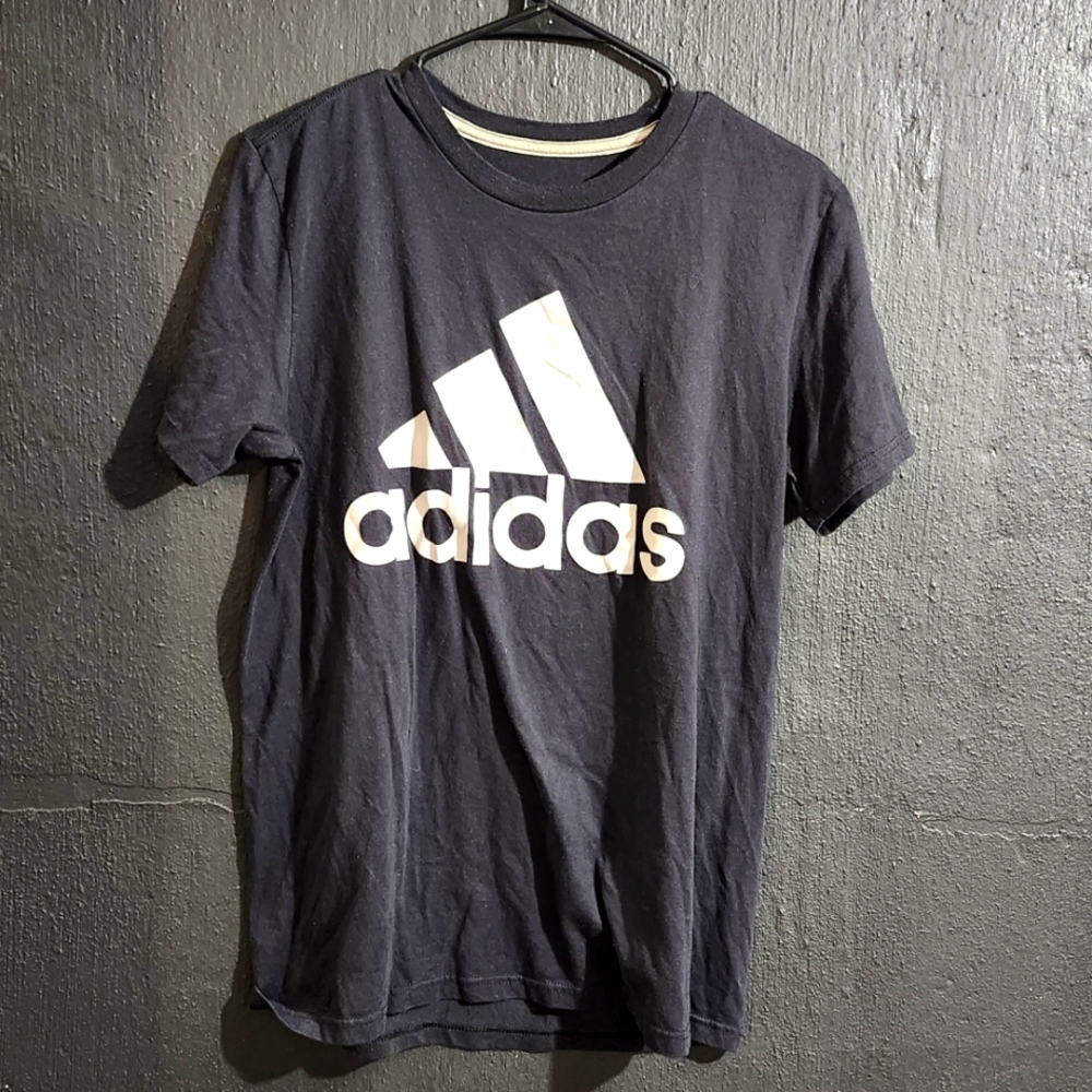 Mens Adidas tee size large
